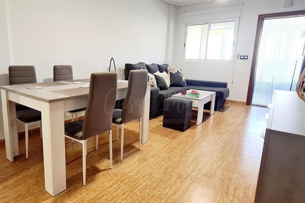 Agreable Appartement Avec Piscine Commune San Pedro del Pinatar Ngoại thất bức ảnh